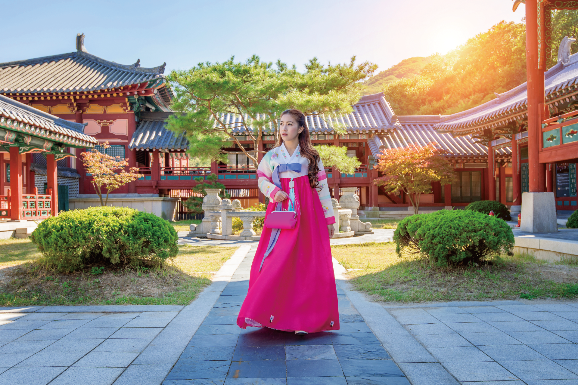 hanbok-wearing
